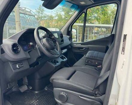 Білий Мерседес Sprinter, об'ємом двигуна 2 л та пробігом 30 тис. км за 51186 $, фото 3 на Automoto.ua