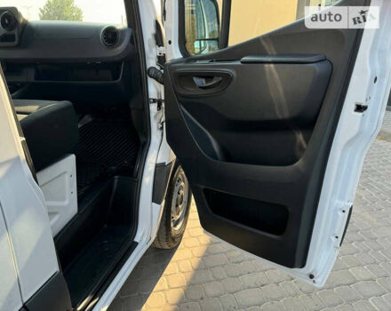 Белый Мерседес Sprinter, объемом двигателя 2 л и пробегом 198 тыс. км за 33500 $, фото 63 на Automoto.ua