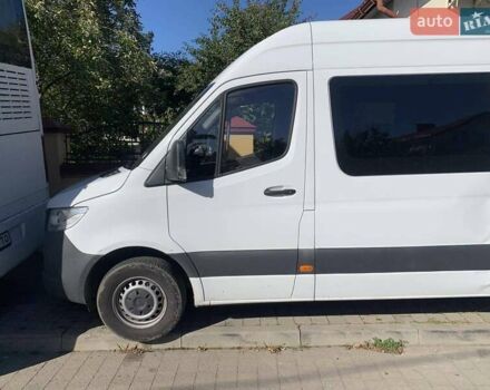 Белый Мерседес Sprinter, объемом двигателя 1.95 л и пробегом 242 тыс. км за 29000 $, фото 6 на Automoto.ua