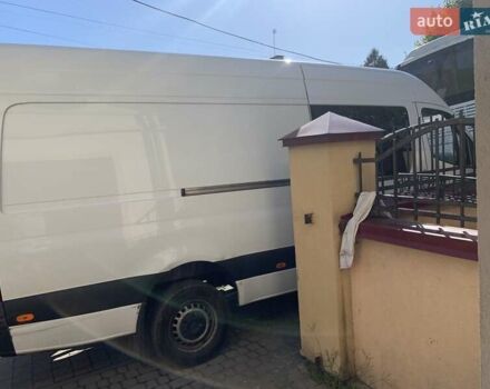Белый Мерседес Sprinter, объемом двигателя 1.95 л и пробегом 242 тыс. км за 29000 $, фото 9 на Automoto.ua