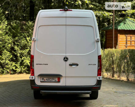 Белый Мерседес Sprinter, объемом двигателя 2 л и пробегом 198 тыс. км за 33500 $, фото 32 на Automoto.ua