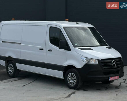 Білий Мерседес Sprinter, об'ємом двигуна 2.2 л та пробігом 64 тис. км за 29999 $, фото 3 на Automoto.ua