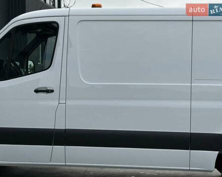 Білий Мерседес Sprinter, об'ємом двигуна 2.2 л та пробігом 64 тис. км за 29999 $, фото 25 на Automoto.ua
