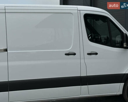 Білий Мерседес Sprinter, об'ємом двигуна 2.2 л та пробігом 64 тис. км за 29999 $, фото 22 на Automoto.ua