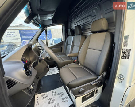Белый Мерседес Sprinter, объемом двигателя 0 л и пробегом 1 тыс. км за 26999 $, фото 12 на Automoto.ua