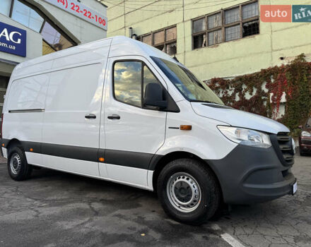 Белый Мерседес Sprinter, объемом двигателя 0 л и пробегом 1 тыс. км за 26999 $, фото 3 на Automoto.ua
