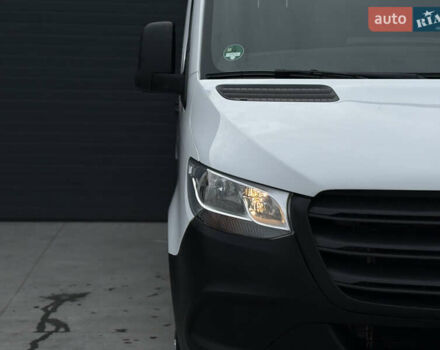 Білий Мерседес Sprinter, об'ємом двигуна 2.2 л та пробігом 64 тис. км за 29999 $, фото 13 на Automoto.ua