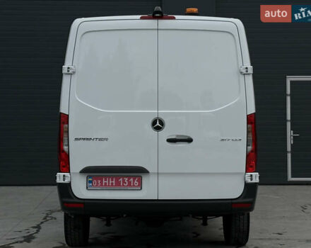 Білий Мерседес Sprinter, об'ємом двигуна 2.2 л та пробігом 64 тис. км за 29999 $, фото 17 на Automoto.ua
