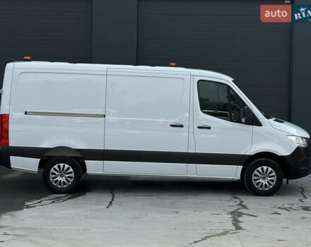 Білий Мерседес Sprinter, об'ємом двигуна 2.2 л та пробігом 64 тис. км за 29999 $, фото 34 на Automoto.ua