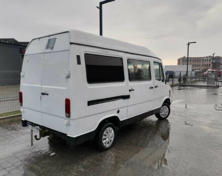 Білий Мерседес Sprinter, об'ємом двигуна 2.3 л та пробігом 559 тис. км за 2850 $, фото 20 на Automoto.ua