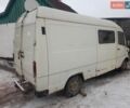 Білий Мерседес Sprinter, об'ємом двигуна 2.3 л та пробігом 407 тис. км за 1550 $, фото 4 на Automoto.ua