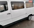 Белый Мерседес Sprinter, объемом двигателя 2.3 л и пробегом 559 тыс. км за 2850 $, фото 1 на Automoto.ua