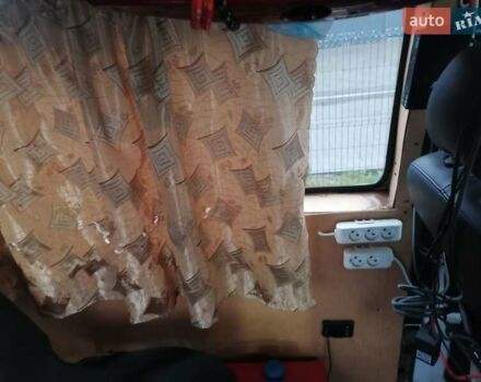 Белый Мерседес Sprinter, объемом двигателя 2.3 л и пробегом 559 тыс. км за 2850 $, фото 18 на Automoto.ua