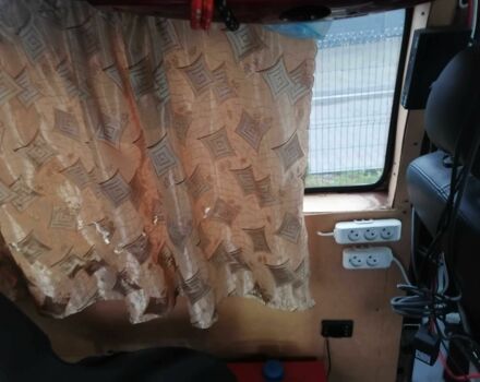 Білий Мерседес Sprinter, об'ємом двигуна 2.3 л та пробігом 559 тис. км за 2850 $, фото 8 на Automoto.ua