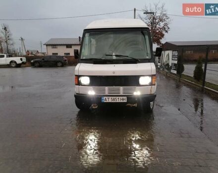 Белый Мерседес Sprinter, объемом двигателя 2.3 л и пробегом 559 тыс. км за 2850 $, фото 7 на Automoto.ua