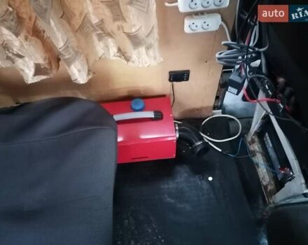 Белый Мерседес Sprinter, объемом двигателя 2.3 л и пробегом 559 тыс. км за 2850 $, фото 17 на Automoto.ua