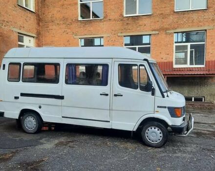 Білий Мерседес Sprinter, об'ємом двигуна 2.3 л та пробігом 500 тис. км за 2000 $, фото 7 на Automoto.ua