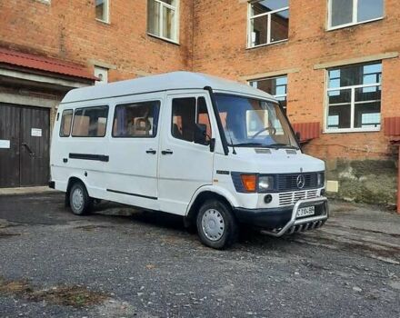 Білий Мерседес Sprinter, об'ємом двигуна 2.3 л та пробігом 500 тис. км за 2000 $, фото 9 на Automoto.ua