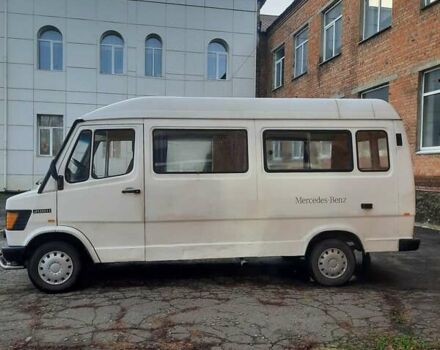 Білий Мерседес Sprinter, об'ємом двигуна 2.3 л та пробігом 500 тис. км за 2000 $, фото 10 на Automoto.ua