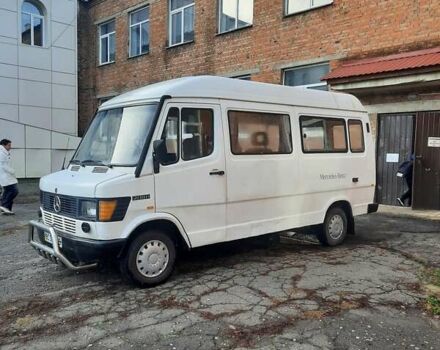 Білий Мерседес Sprinter, об'ємом двигуна 2.3 л та пробігом 500 тис. км за 2000 $, фото 8 на Automoto.ua