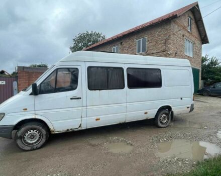 Белый Мерседес Sprinter, объемом двигателя 2.9 л и пробегом 400 тыс. км за 4800 $, фото 4 на Automoto.ua