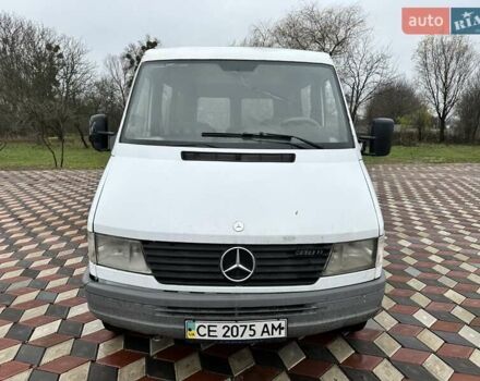 Білий Мерседес Sprinter, об'ємом двигуна 2.3 л та пробігом 550 тис. км за 2700 $, фото 2 на Automoto.ua
