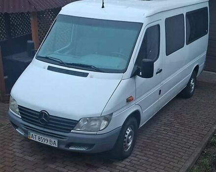 Белый Мерседес Sprinter, объемом двигателя 2.9 л и пробегом 445 тыс. км за 6800 $, фото 2 на Automoto.ua