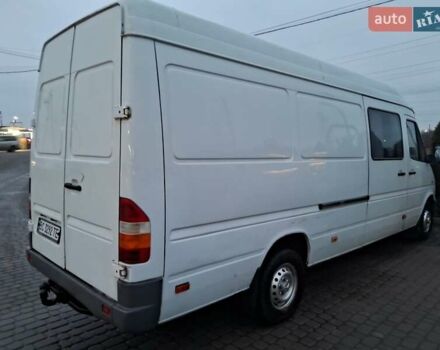 Белый Мерседес Sprinter, объемом двигателя 2.87 л и пробегом 715 тыс. км за 6500 $, фото 4 на Automoto.ua