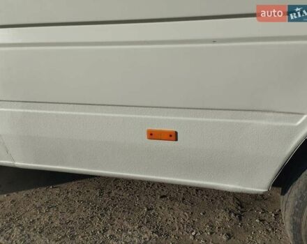 Белый Мерседес Sprinter, объемом двигателя 2.9 л и пробегом 100 тыс. км за 6500 $, фото 16 на Automoto.ua