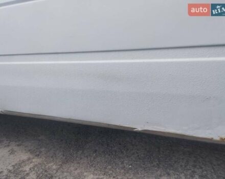 Белый Мерседес Sprinter, объемом двигателя 2.9 л и пробегом 100 тыс. км за 6500 $, фото 4 на Automoto.ua