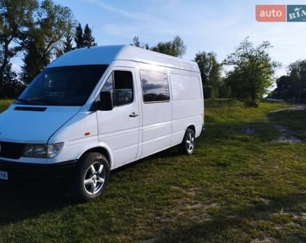 Белый Мерседес Sprinter, объемом двигателя 2.87 л и пробегом 900 тыс. км за 6000 $, фото 3 на Automoto.ua
