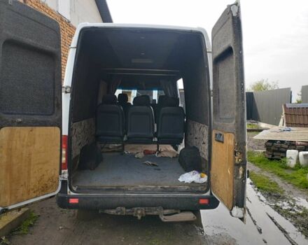 Белый Мерседес Sprinter, объемом двигателя 2.9 л и пробегом 800 тыс. км за 6000 $, фото 10 на Automoto.ua