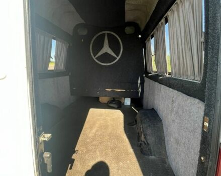 Белый Мерседес Sprinter, объемом двигателя 2.87 л и пробегом 480 тыс. км за 4200 $, фото 6 на Automoto.ua
