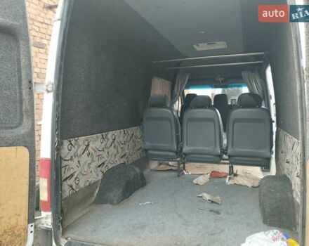 Белый Мерседес Sprinter, объемом двигателя 2.87 л и пробегом 900 тыс. км за 6000 $, фото 9 на Automoto.ua