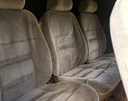 Белый Мерседес Sprinter, объемом двигателя 2.87 л и пробегом 340 тыс. км за 6500 $, фото 12 на Automoto.ua