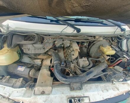 Белый Мерседес Sprinter, объемом двигателя 2.9 л и пробегом 443 тыс. км за 6800 $, фото 13 на Automoto.ua