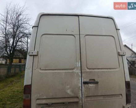 Белый Мерседес Sprinter, объемом двигателя 2.9 л и пробегом 590 тыс. км за 4000 $, фото 1 на Automoto.ua