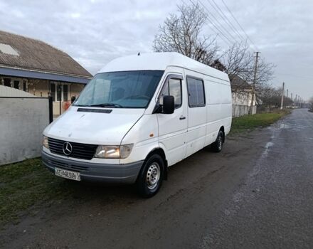 Белый Мерседес Sprinter, объемом двигателя 0 л и пробегом 620 тыс. км за 3400 $, фото 9 на Automoto.ua