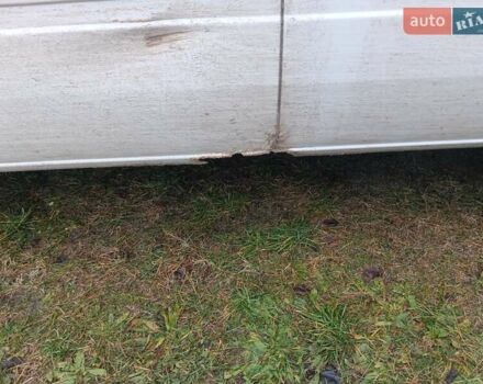 Белый Мерседес Sprinter, объемом двигателя 2.9 л и пробегом 590 тыс. км за 4000 $, фото 2 на Automoto.ua