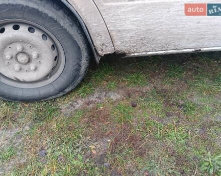 Белый Мерседес Sprinter, объемом двигателя 2.9 л и пробегом 590 тыс. км за 4000 $, фото 3 на Automoto.ua