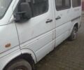 Белый Мерседес Sprinter, объемом двигателя 2.2 л и пробегом 350 тыс. км за 4500 $, фото 2 на Automoto.ua