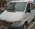 Белый Мерседес Sprinter, объемом двигателя 2.15 л и пробегом 500 тыс. км за 6000 $, фото 1 на Automoto.ua