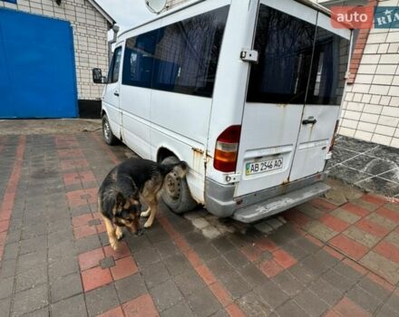 Белый Мерседес Sprinter, объемом двигателя 2.15 л и пробегом 500 тыс. км за 4624 $, фото 6 на Automoto.ua