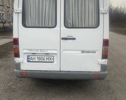 Белый Мерседес Sprinter, объемом двигателя 0.22 л и пробегом 380 тыс. км за 5500 $, фото 6 на Automoto.ua