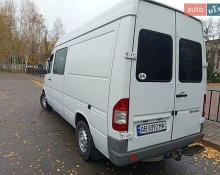 Белый Мерседес Sprinter, объемом двигателя 2.2 л и пробегом 465 тыс. км за 9200 $, фото 4 на Automoto.ua
