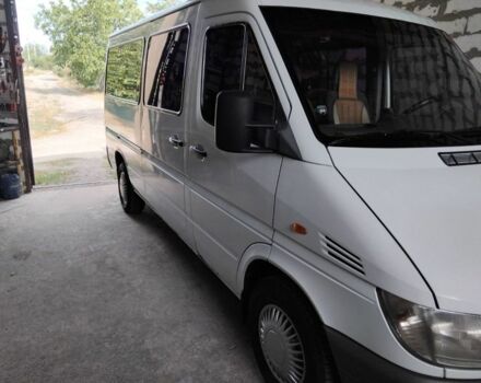 Білий Мерседес Sprinter, об'ємом двигуна 2.1 л та пробігом 256 тис. км за 8000 $, фото 2 на Automoto.ua