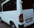 Белый Мерседес Sprinter, объемом двигателя 2.2 л и пробегом 400 тыс. км за 8800 $, фото 2 на Automoto.ua