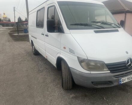 Белый Мерседес Sprinter, объемом двигателя 0.22 л и пробегом 380 тыс. км за 5500 $, фото 3 на Automoto.ua