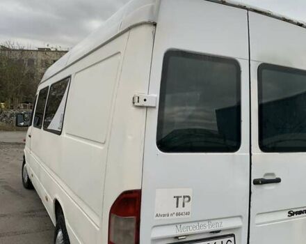 Белый Мерседес Sprinter, объемом двигателя 2.69 л и пробегом 645 тыс. км за 6700 $, фото 5 на Automoto.ua