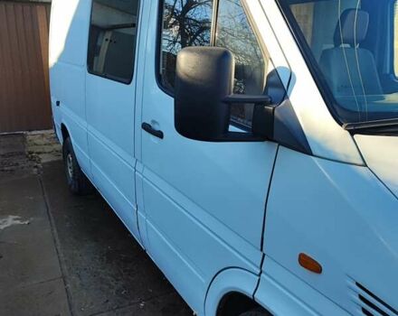 Белый Мерседес Sprinter, объемом двигателя 2.15 л и пробегом 575 тыс. км за 8000 $, фото 1 на Automoto.ua